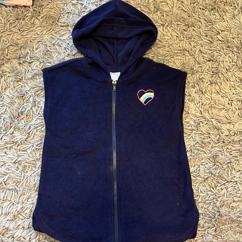 Girl’s hooded towel cover up!